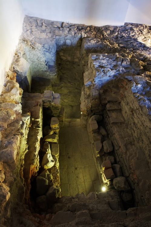 Anciennes fondations