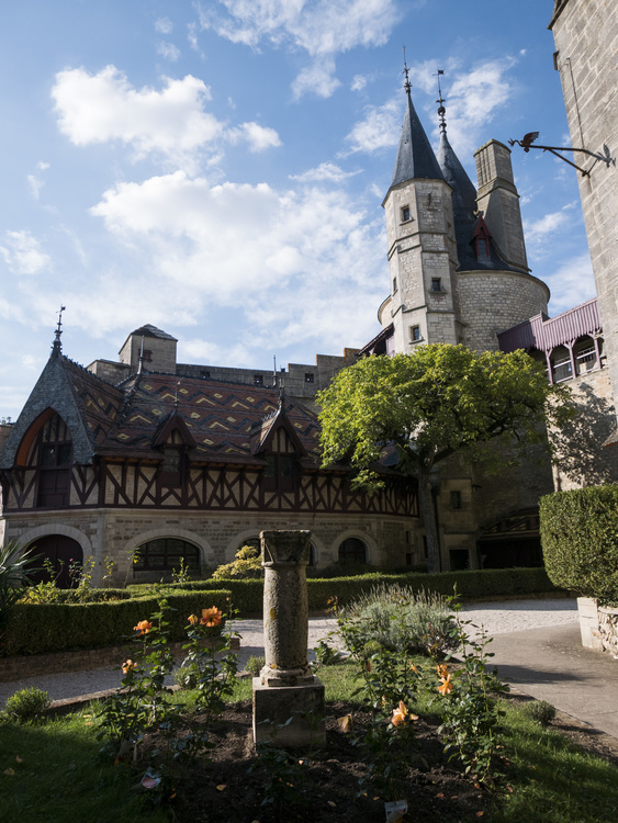 Château de La Rochepot