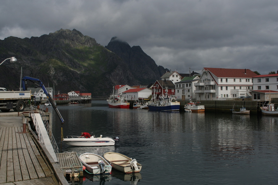 Henningsvær